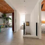 Newly Renovated W Pool & Bikeparking 4* Girona