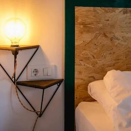 Penzion Newly Renovated W Pool & Bikeparking Girona