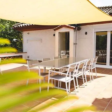 Penzion Newly Renovated W Pool & Bikeparking Girona